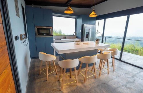 Sabana Redonda Cabin | BLACK TI - Luxury Cabin, Poas Volcano