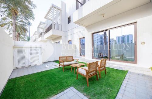 Al-Fujairah Villa | Bloomfields 2BR Villa in Eagle Hills - Fujairah
