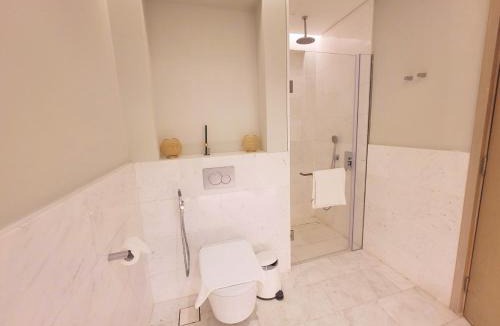 Palm Jumeirah Apartment | Blue Ocean Holiday Homes - The Palm Tower - Palm Jumeriah