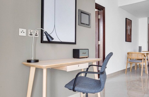 Business Bay Apartment | Blueground | Business Bay, pool, nr Burj Khalifa