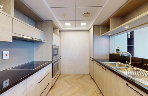 Downtown Dubai Apartment | bnbmehomes - The Lofts Central