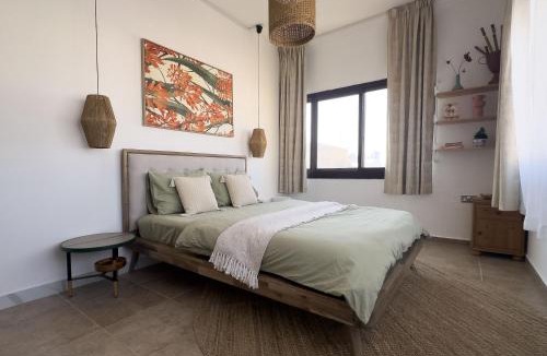 Abu Dhabi Apartment | Boho Chic 1BHK Near Yas Saadiyat and City Center