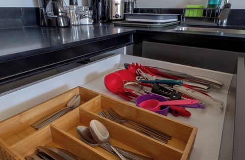 Rohrmoser Apartment | Brand NEW Stylish Apartment with heated pool, fully equipped gym and AC.