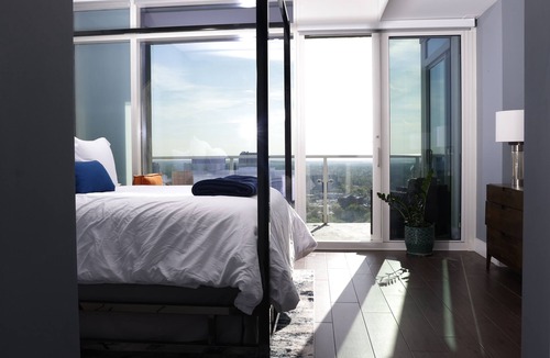 North Buckhead Condo | Breathtaking views! Where Luxary meets comfort. 1-BR condo in charming Buckhead!