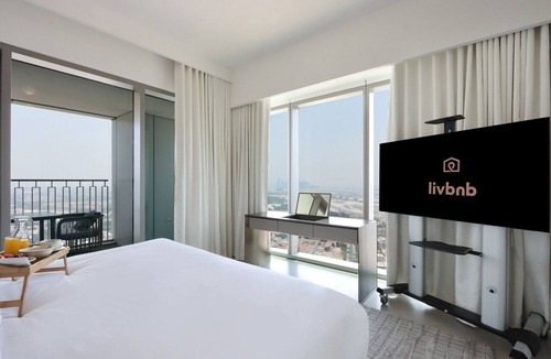 Za'abeel 2 Apartment | Burj View 3BR + Maid’s | Minutes to Dubai Mall