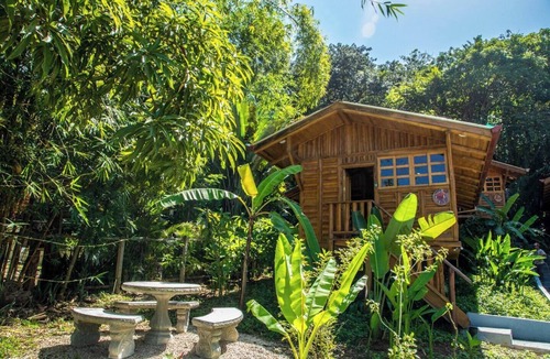 Samara House | Cabaña Arbolito
