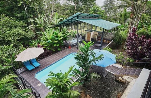 La Fortuna House | Casa Momoto with Pool, Jacuzzi and Forest Views