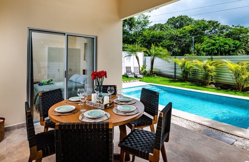 Paraiso Villa | Casa Shubha -- Newly built family villa with private pool, 5 min from the beach!