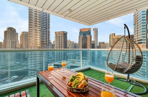 Dubai Marina Apartment | Centric Flat w/Marina View | Ideal Beach Stay