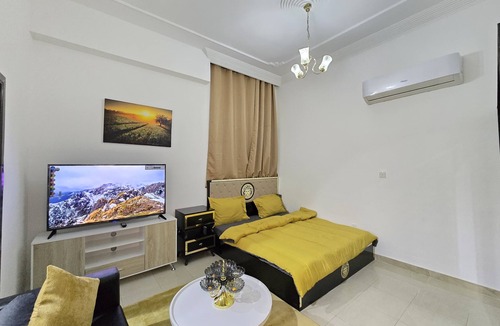 Abu Dhabi Bed & Breakfast | charming bed and break fast located in Abu Dhabi. Ac , wifi and parking.