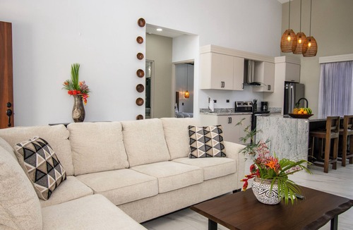 Uvita House | Charming Villa, 5 min walk to Marino Ballena Beach