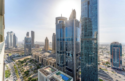 DIFC Apartment | Chic 1BR APT in DIFC I 7-Min Drive to Burj Khalifa