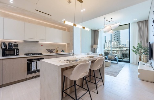 Jumeirah Village Circle Apartment | Chic 1BR Next to a Community Park,Just a Few Minutes Drive from Cricket Stadium