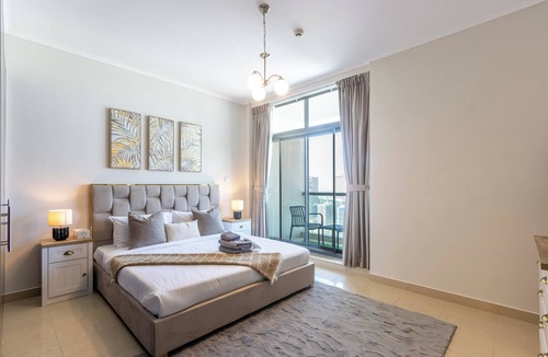 The Greens Apartment | Chic High-Floor 1BR in The Greens | Skyline Views