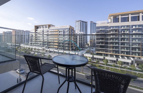 Nad Al Sheba Apartment | Chic Studio in Azizi Riviera 46, Al Merkadh by Deluxe Holiday Homes
