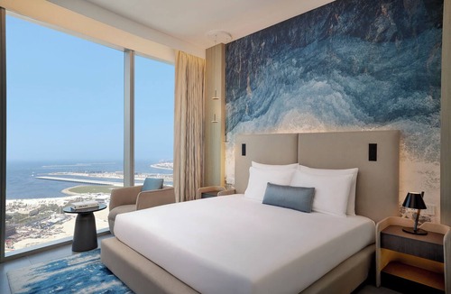 Dubai Marina Hotel | Ciel Dubai Marina, Vignette Collection by IHG