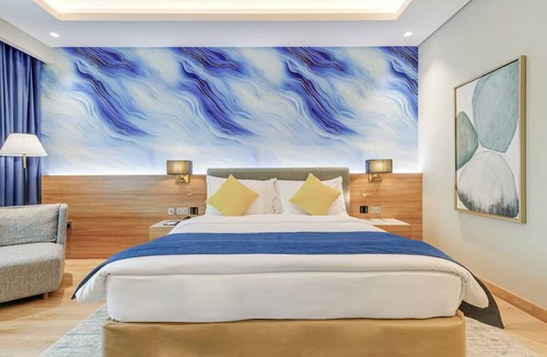 Garhoud Hotel | Classic Room | Movenpick Al Bustan | DXB 5 Min, Spa, Pool | 2 Units