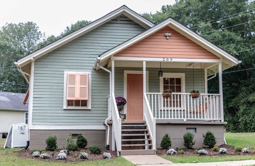 Clemson Cottage | Clemson Memorabilia House