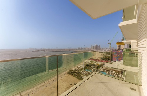 Jumeirah Beach Residence Apartment | Coastal JBR Apt w/Sweeping Sea & Bluewaters Views
