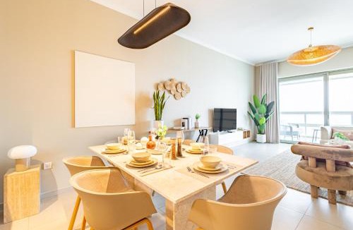 Saadiyat Cultural District Apartment | Coastal Retreat - 1BR - Beach access - Saadiyat - Near Zayed Museum, Louvre, Cultural District