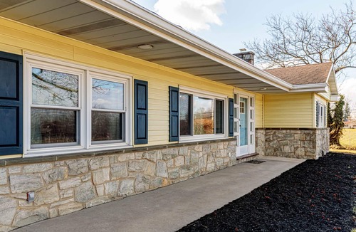 Paradise House | Comfortable and Stylish home near local attractions