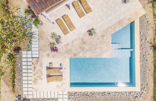 Junquillal House | Comfortable family home with great pool -3 min from Playa Blanca