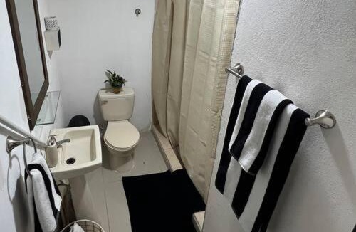 Santa Ana Apartment | Comfortable house 1 private room, kitchen, Wi-Fi
