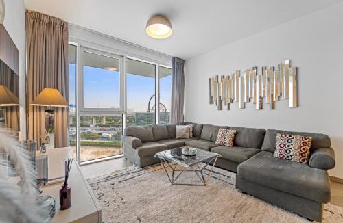 Bur Dubai Apartment | Contemporary 1BR City View Apartment at 1 Residence