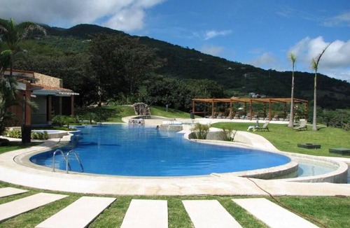 Santa Ana Apartment | Costa Rica, Entire Apartment in Avalon Country Club High Speed Internet