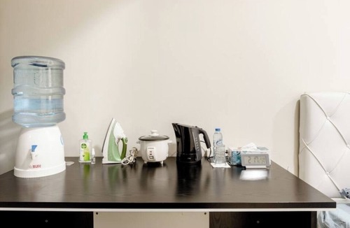 Ras Al Khor Industrial Area Apartment | Cosy Private Room 4 Students 5 min from Univ or 15min for Para skydiving Jumpers