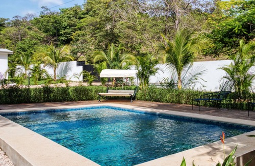 Canafistula Resort | COZY 1 BDR-APT-10 MIN FROM TAMARINDO-QUIET AND GATED COMMUNITY WITH POOL