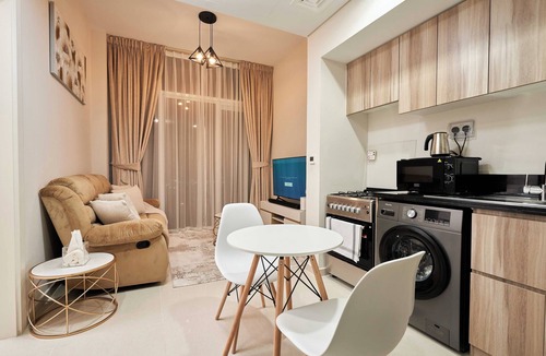 Dubai Apartment | Cozy 1 Bedroom in Damac Hills with Free Wifi, AC and Gym Access, Pool