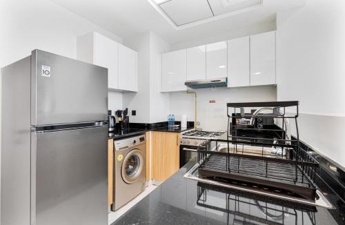 Jebel Ali Apartment | Cozy 1BR Apartment, 20 Min to Jebel Ali Beach