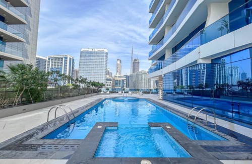 Business Bay Apartment | Cozy Studio 7 Minutes From Dubai Mall