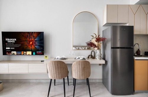 Al Barsha Apartment | Cozy Studio with 31st Floor Miracle Garden View