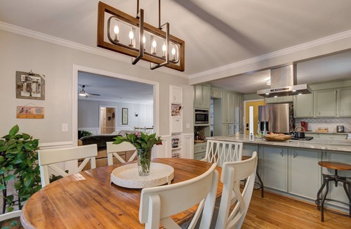 Forest Acres House | Creekside Home, Minutes to Ft Jackson & Downtown - Sleeps 12 - Pool Table, Deck