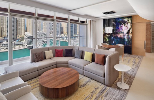 Dubai Marina Hotel | Crowne Plaza Dubai Marina by IHG