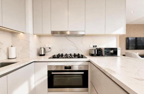 Dubai Marina Apartment | Daniels 3BR Plus M at Emaar Beachfront with Marina view