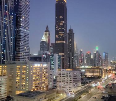 Al Satwa Apartment | Deluxe Apartments Near WTC and Sheikh Zayed