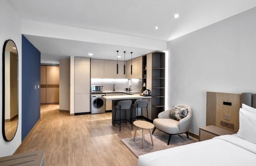 DIFC Hotel | Deluxe | Marriott Dubai | Apartment-Style Stay, Metro Walk, DIFC Nearby