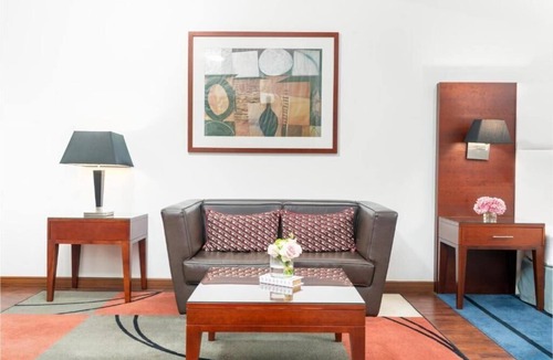 Al Nahda Apartment | Deluxe Room Near Novo Cinemas Sharjah