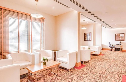 Al Nahda Apartment | Deluxe Room Near Novo Cinemas Sharjah