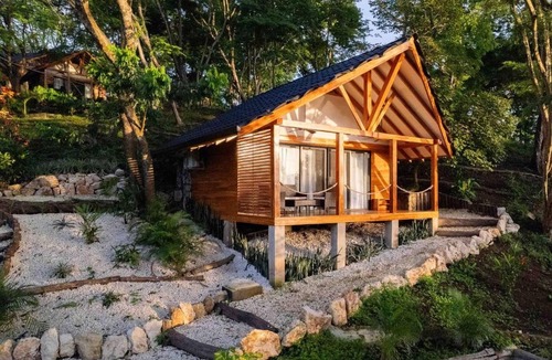 Playa Naranjo House | Description of bungalow