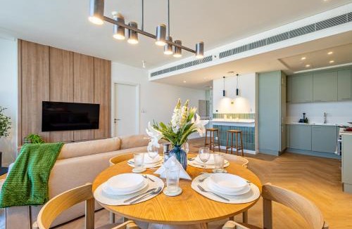 Bur Dubai Apartment | Designer's Selection - Luxury in the Heart of DIFC
