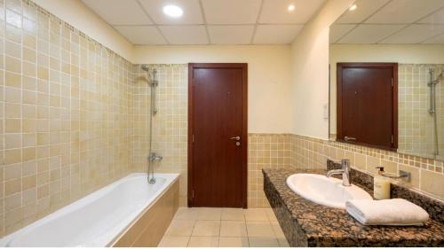 Dubai Marina House | Devine Holidays JBR