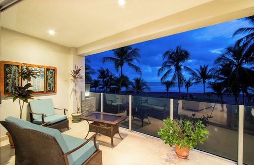 Jaco Apartment | Diamante 201n - Downtown Beachfront Paradise!
