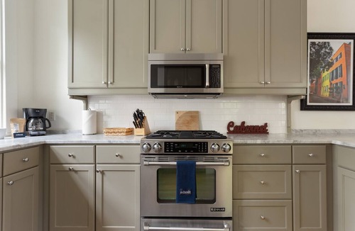 Cannonborough Elliotborough Apartment | Downtown Luxury |Rutledge Avenue Inn (Suite C)