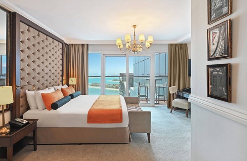 Palm Jumeirah Hotel | Dukes The Palm Dubai Hotel