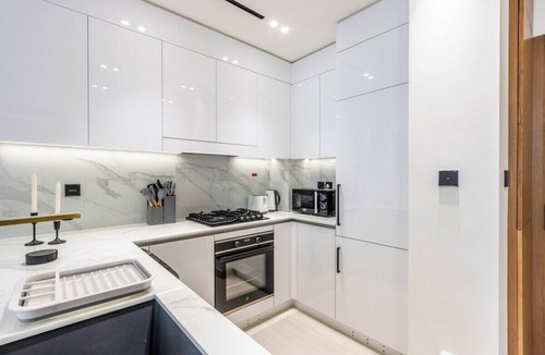 Jumeirah Village Circle Apartment | Elegant 1BR with Balcony & Skyline Views