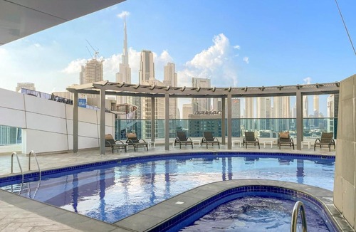 Business Bay Apartment | Elegant 2BR with Balcony and Burj Khalifa Skyline Views